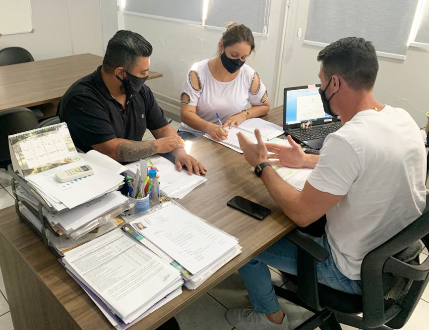 Joice demanda novos projetos à Secretaria da Saúde