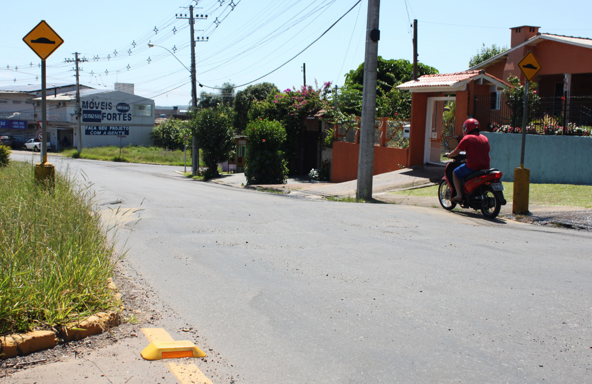 Leco pede solução para ondulações na Avenida Ceará