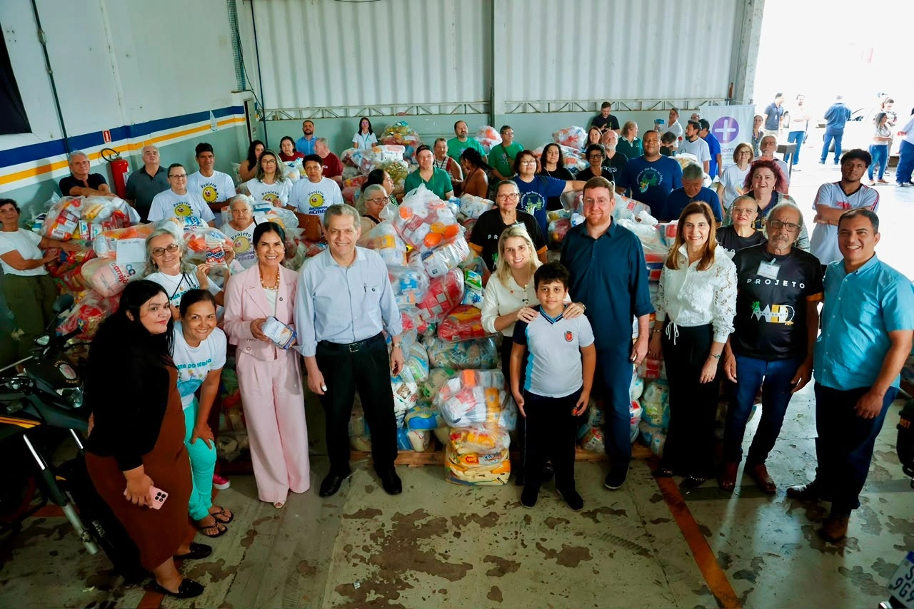 Alimentos arrecadados na exposição ‘Jurássico Condor’ chegam a 18 instituições de Maringá