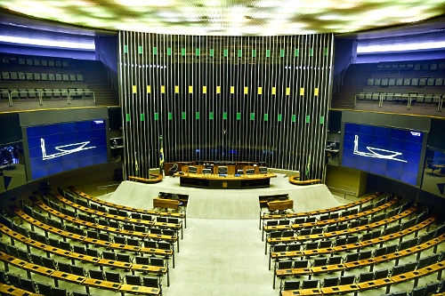 Eleições 2026: Bancada federal do PT passa por reconfiguração nacional na Câmara dos Deputados