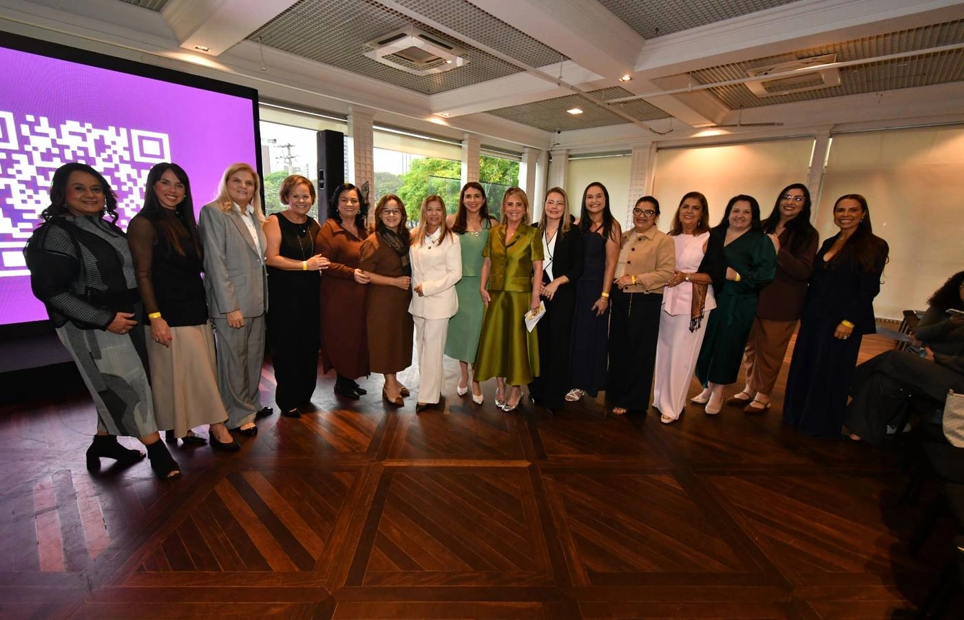 Rede Parlamentar Mista de Políticas Femininas é lançada em SP para articular projetos de crédito e apoio ao empreendedorismo feminino