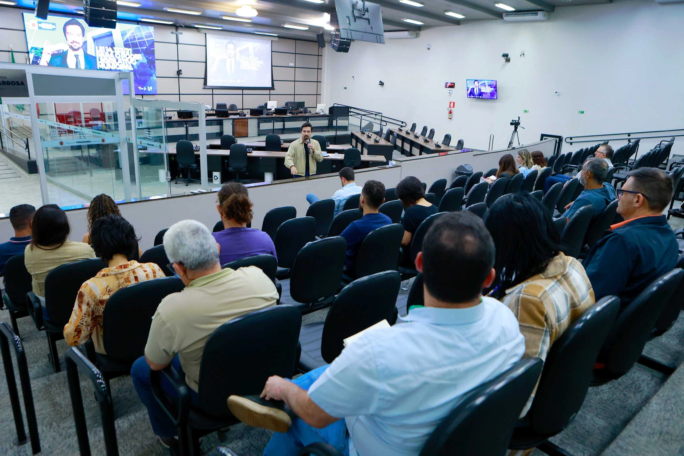 Câmara de Maringá investe na capacitação de servidores