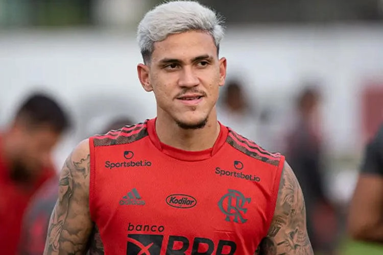 Justiça ordena que Pedro do Flamengo abandone sua casa