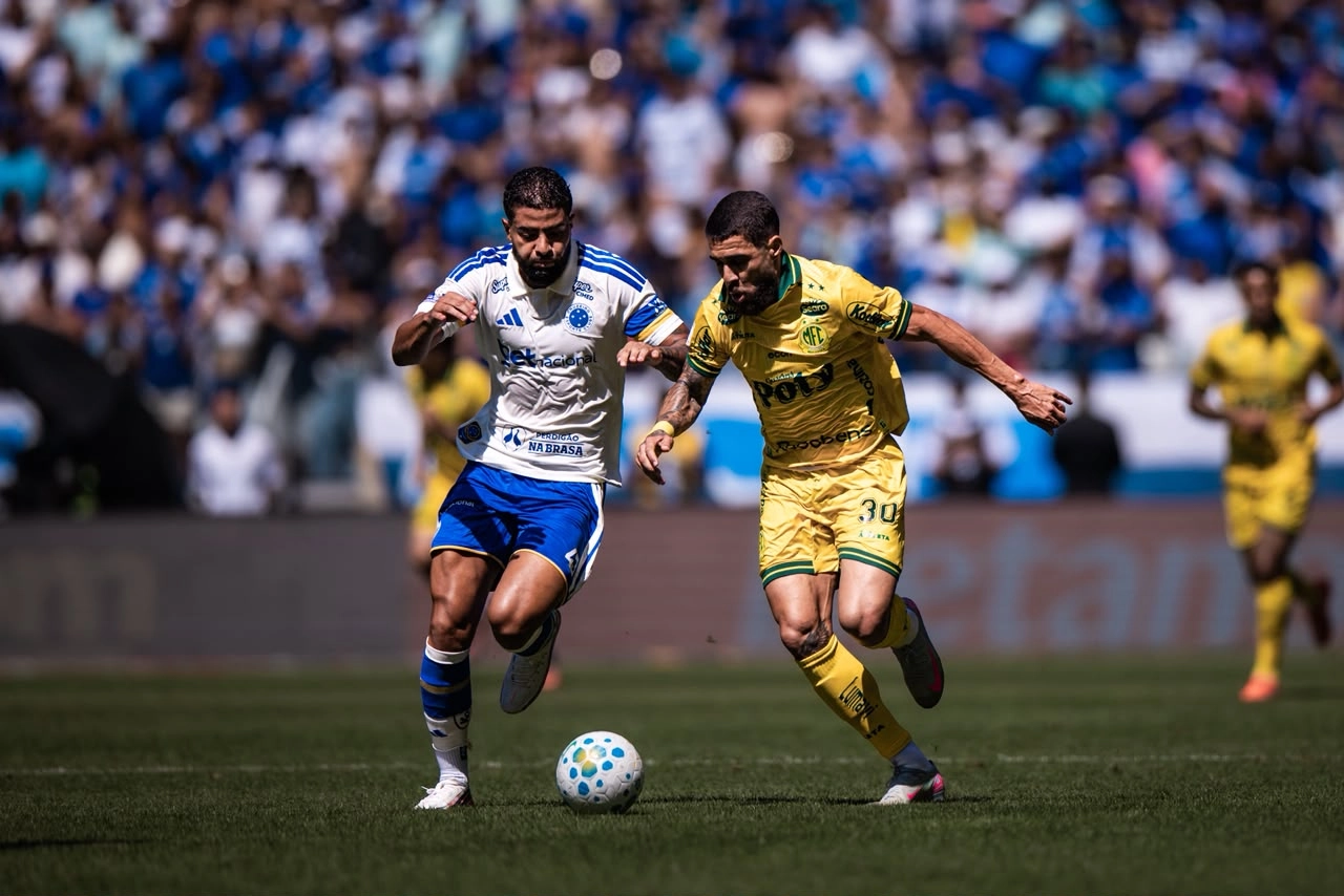 MIRASSOL SEGURA O CRUZEIRO ATÉ A RETA FINAL, MAS SOFRE DERROTA NO MINEIRÃO