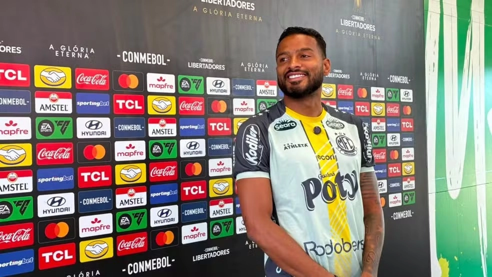 REINALDO AFIRMA ESTAR VIVENDO UM SONHO COM O MIRASSOL