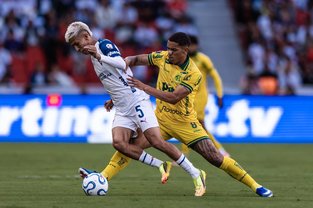 MIRASSOL DOMINA A LDU NA ALTITUDE, MAS CAI NOS PÊNALTIS E SE DESPEDE DA LIBERTADORES