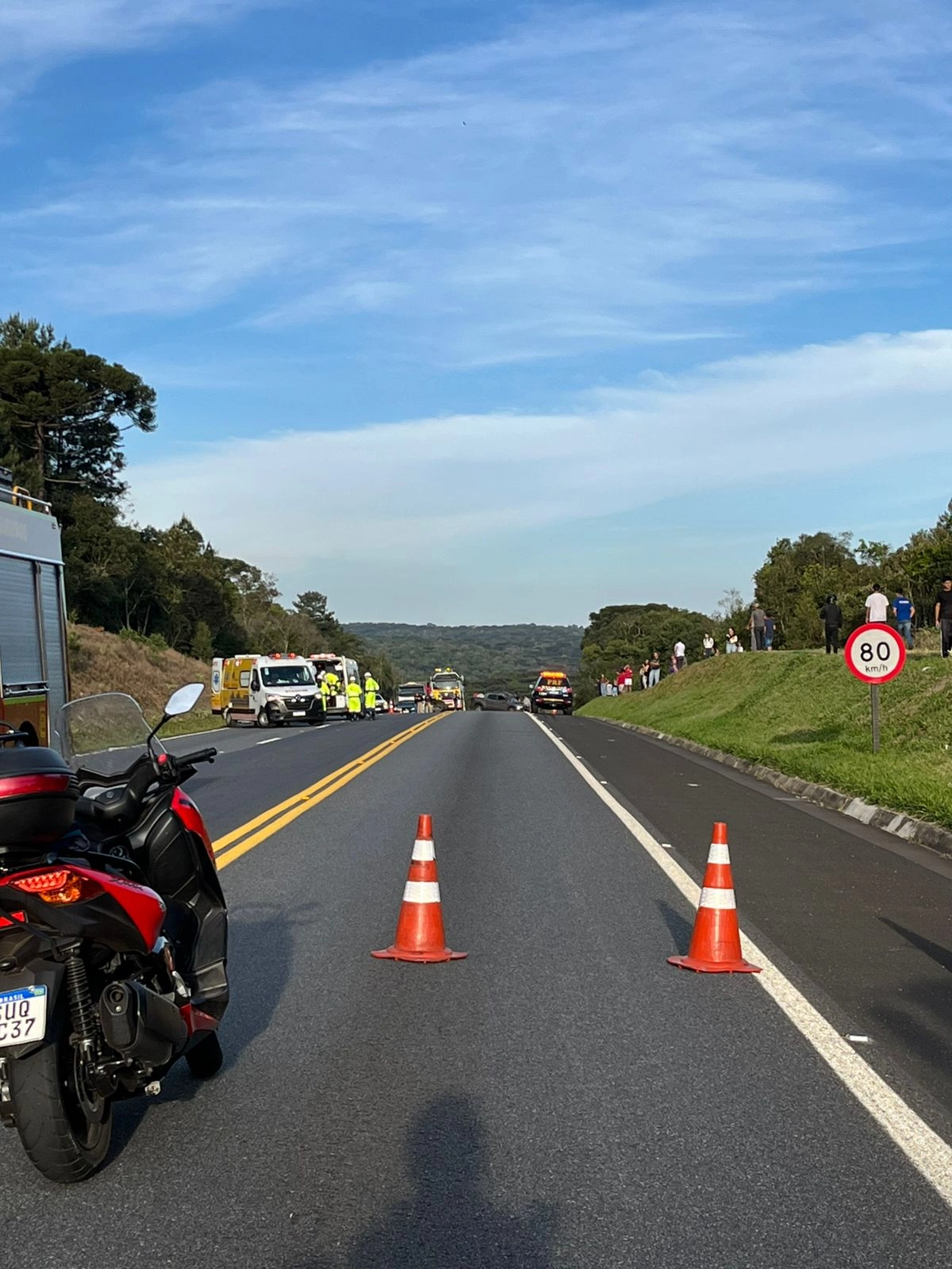 Acidente deixa um morto e vários feridos na BR 277 em Teixeira Soares