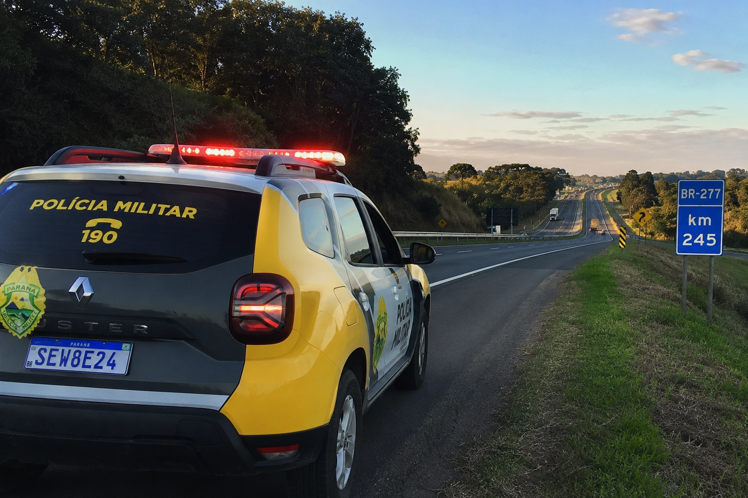 Veículo furtado em Santa Catarina é recuperado pela PM na BR-277, em Irati