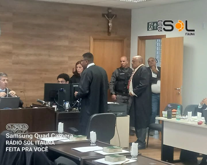 Tribunal do Júri de Itaúna condena um homem e absolve outro por homicídio no bairro Santa Edwiges