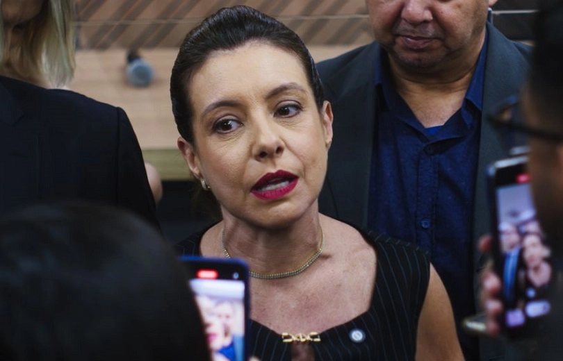 Prefeita de Várzea Grande confronta Mauro Mendes e cobra delegacia da Mulher 24h: “É doloroso para as vítimas”