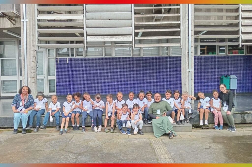 Paço Municipal recebe alunos da UME São Paulo em mais um Rolê na Prefeitura