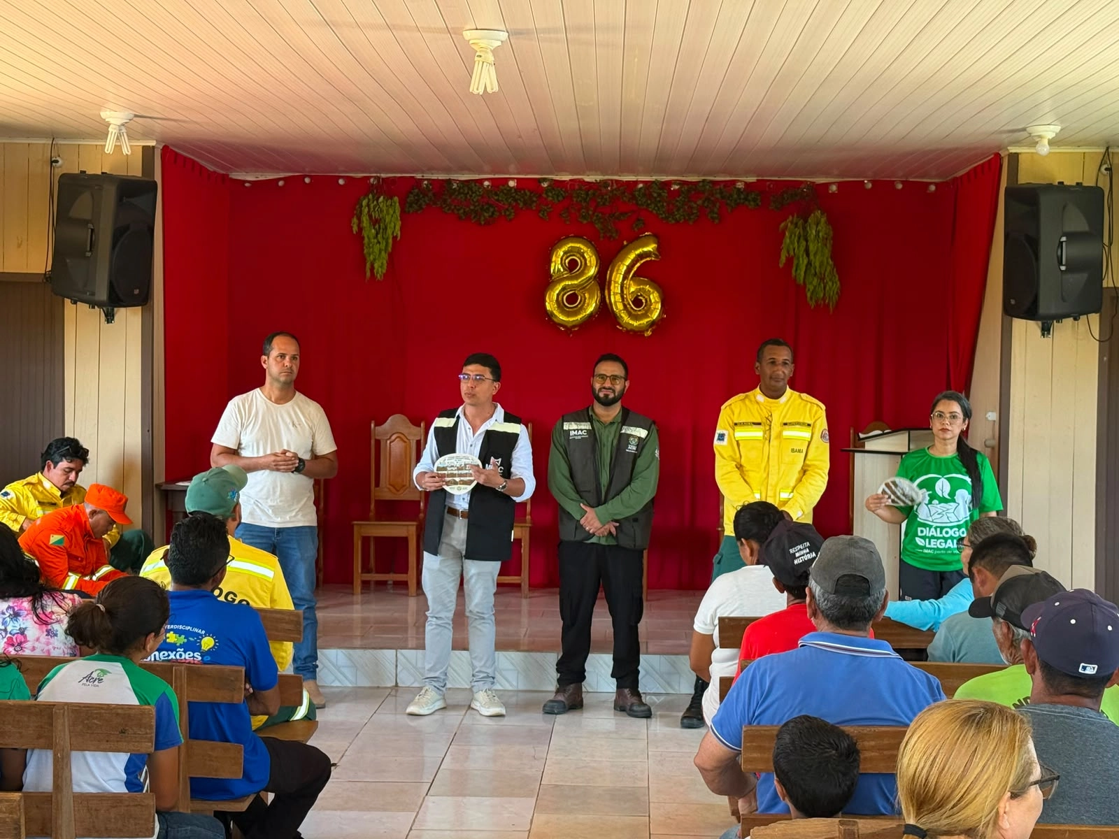 Estado realiza ação de saúde e assistência social para frequentadoras da Casa da Mãe Atípica em Rio Branco