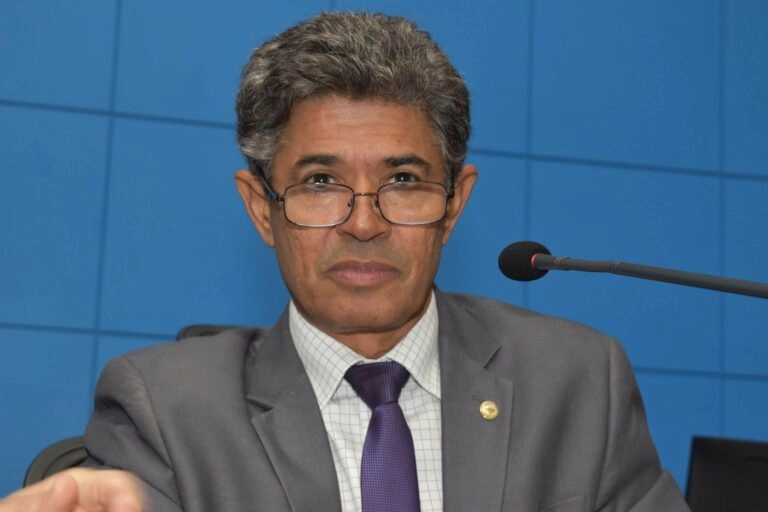 União Brasil já distribuiu R$ 4,4 milhões do Fundão aos dez candidatos a deputado estadual.