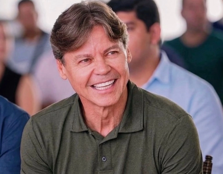 Deputado Paulo Duarte instala stent após passar mal e ser internado.
