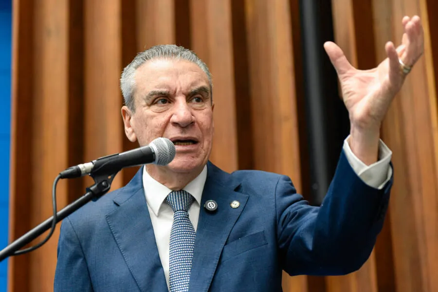 Para proteger laranjais, Paulo Corrêa convoca força-tarefa para “caça às murtas” em MS.