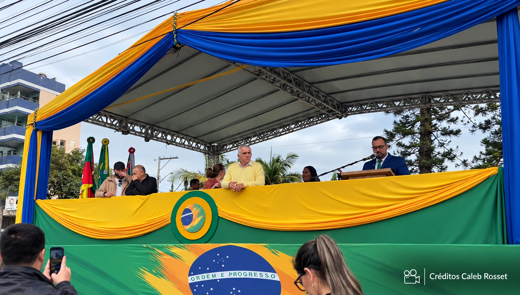 ABERTURA DO DESFILE CÍVICO EM CAPÃO DA CANOA