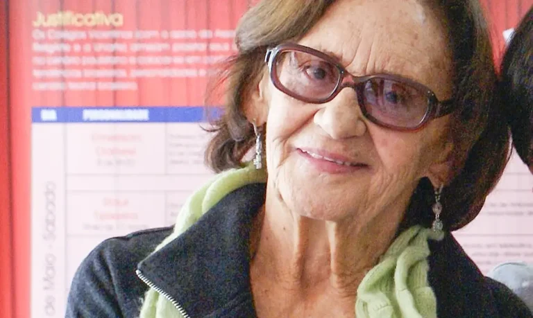 Morre a atriz  Laura Cardoso Nas redes sociais, amigos homenageiam trajetória