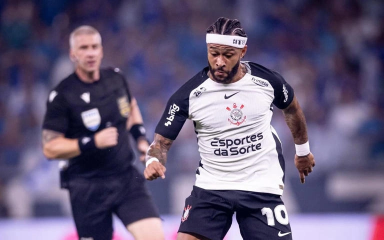 Espanhóis repercutem saída de Memphis do Corinthians: 'Vexame'