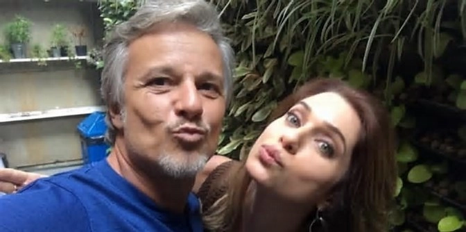 Leticia Spiller celebra aniversário de Marcello Novaes: 'Viva você, meu amor!'