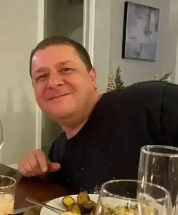 PF encontra mensagens de Lulinha sobre negócios com lobista do Careca do INSS: "Nosso futuro é a Suíça"