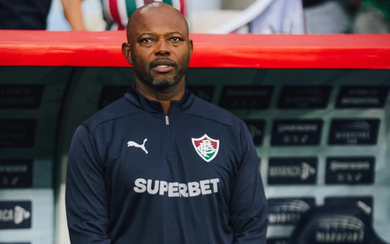 Marcão é efetivado como técnico do Fluminense