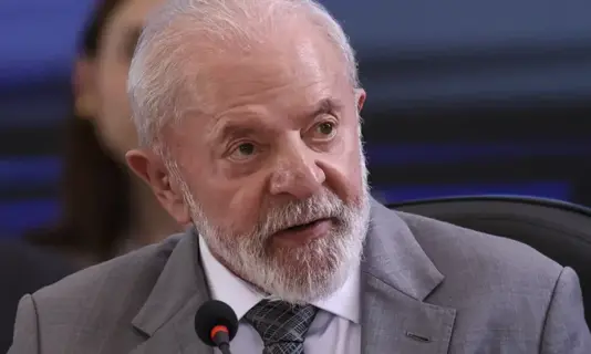 ‘Brasil não pode aceitar interferências de outros países em assuntos internos’, diz Lula