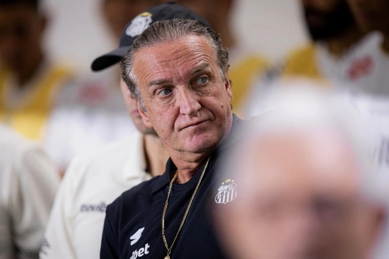 Santos perde três titulares para confronto direto contra Internacional pelo Brasileirão