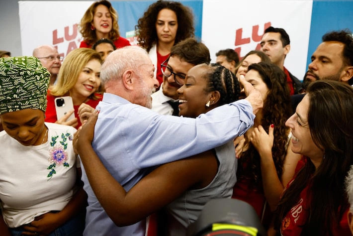 Aposta de Lula nas redes, deputada mais votada do PT vira dor de cabeça por postagens antigas